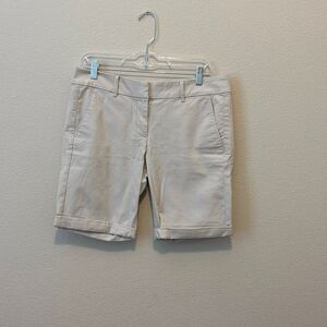 Loft Petite - Bermuda Shorts